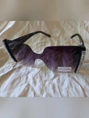 True Religion Womens Black Ombre Lens Rhinestone Sunglasses Oversize Square NEW